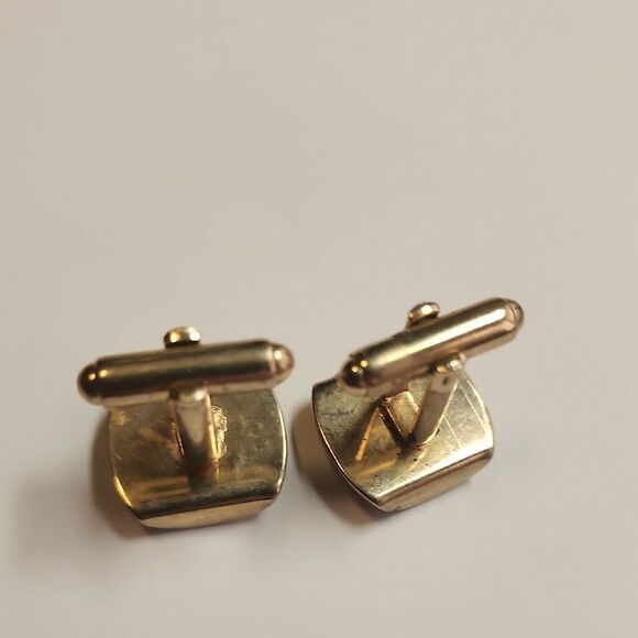 Gold Tone Fleur-de-Lis Cufflinks - Picture 4 of 8